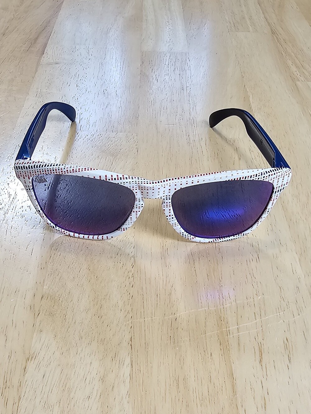 Oakley Frogskins Team USA Big Kids Sunglasses - Picture 4 of 15